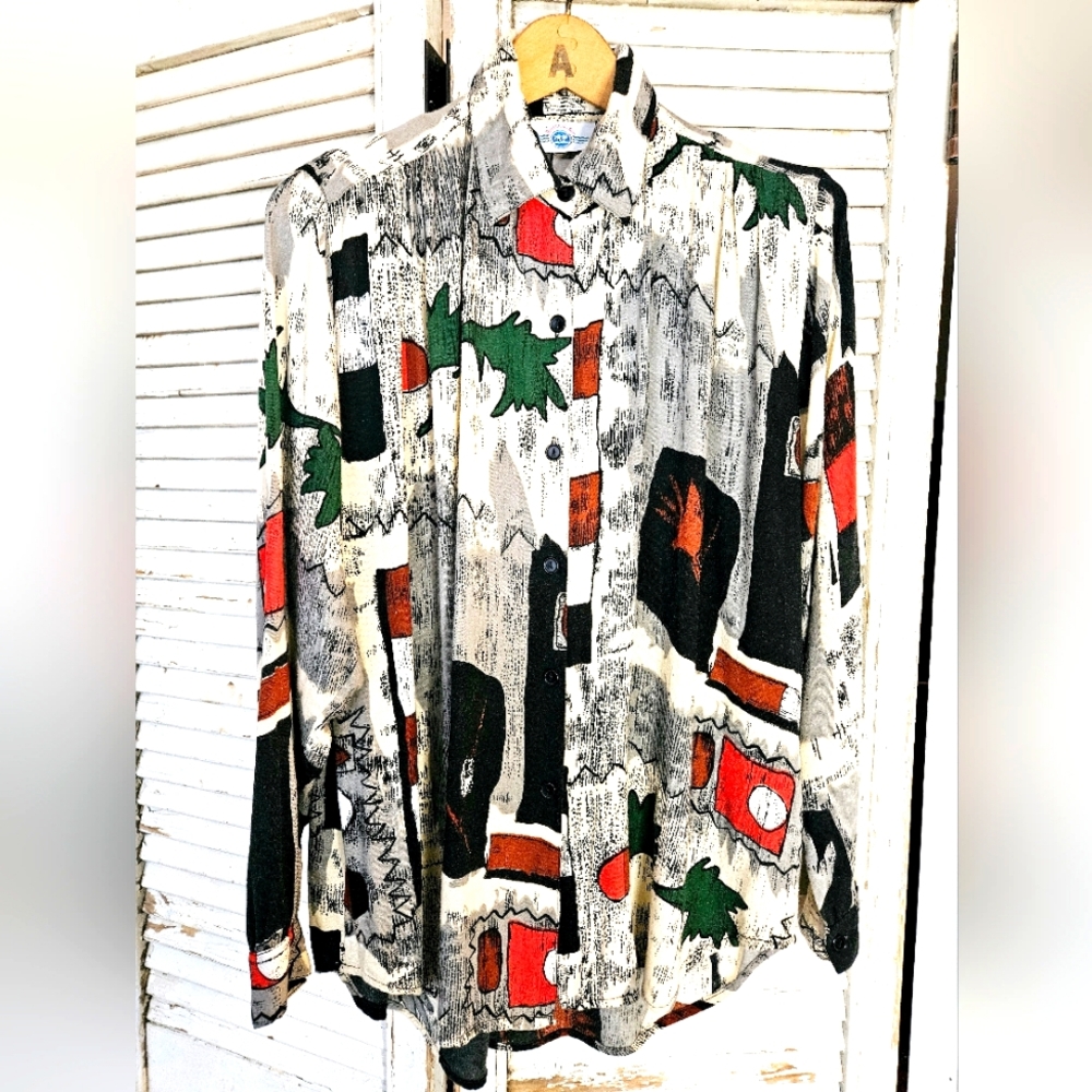 Vintage 90s Abstract Printed Rayon Bermuda Run Blouse Small/Medium
